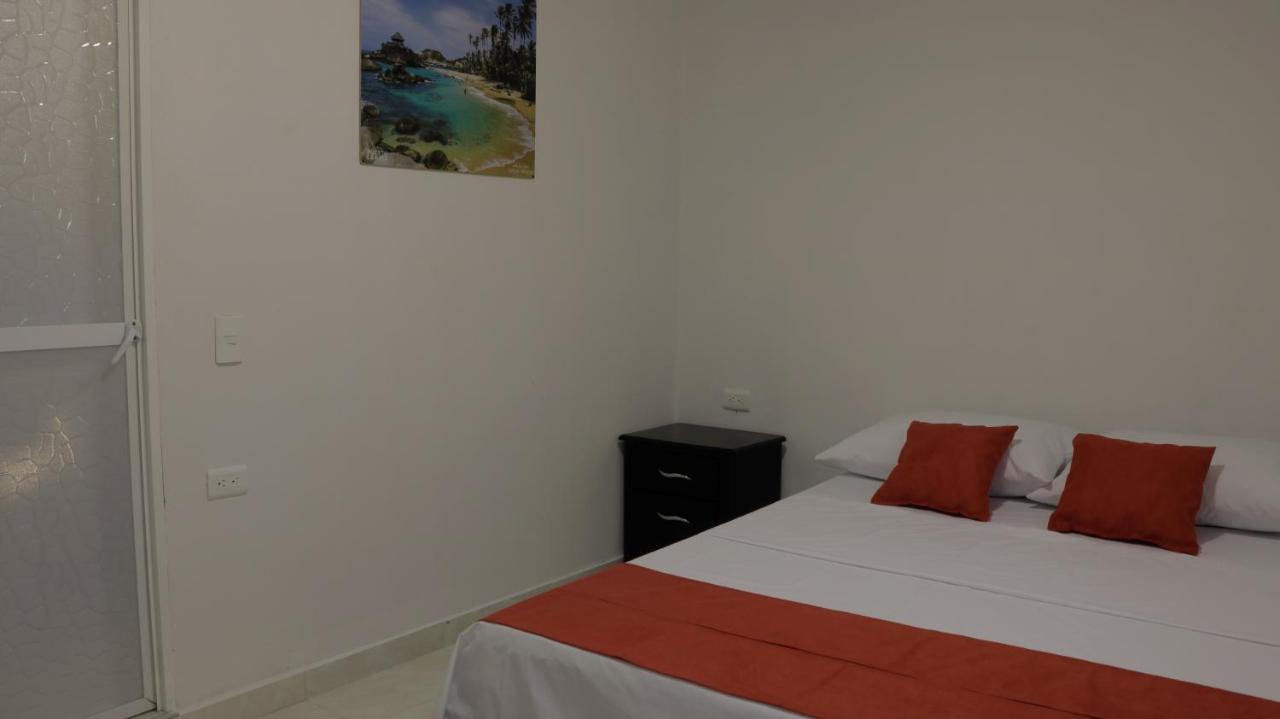 Puerto Caribe Hostal Гуачака Экстерьер фото